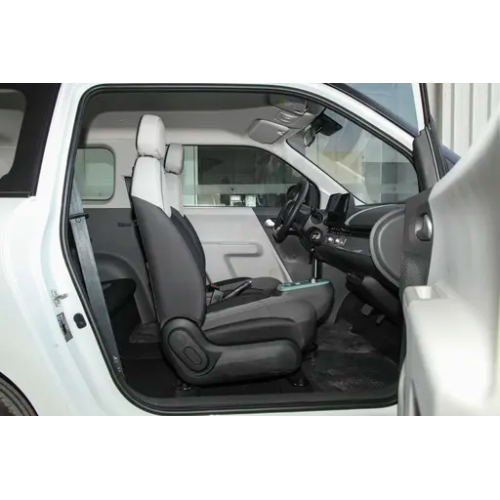 100% Electric Vehicle Mini Changan Lumins Mini EV New Electric 3-door 4-seat Car New Energy Vehicles Changan